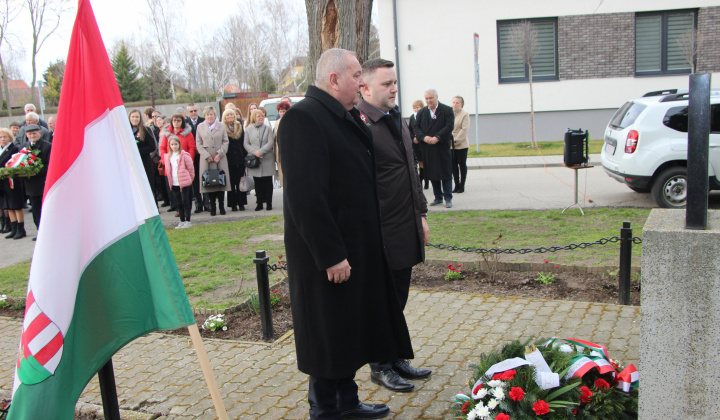 Aktuality / A forradalom és szabadságharc emlékezete - foto