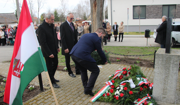 Aktuality / A forradalom és szabadságharc emlékezete - foto