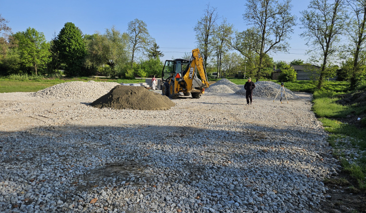 Multifunkčné ihrisko - Kľučiarove Kračany